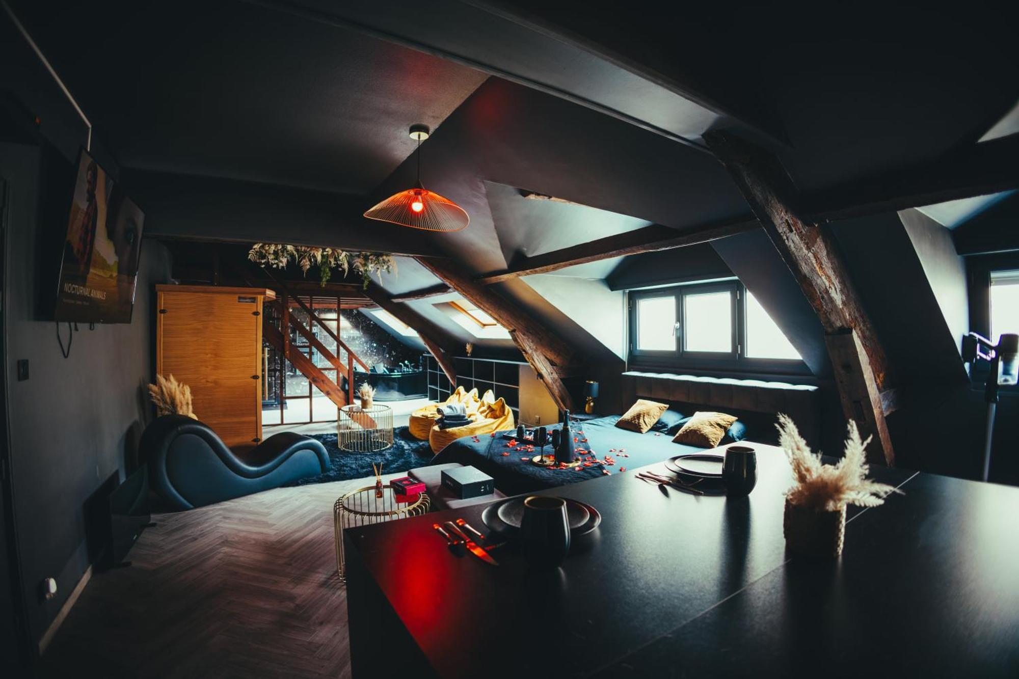 La Marble Room - Suite Balneo & Sauna Angers Extérieur photo