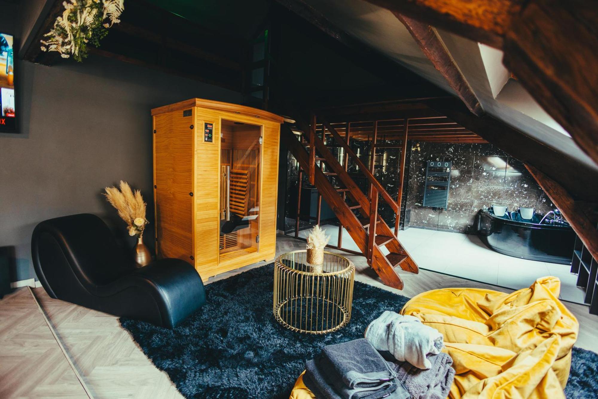 La Marble Room - Suite Balneo & Sauna Angers Extérieur photo