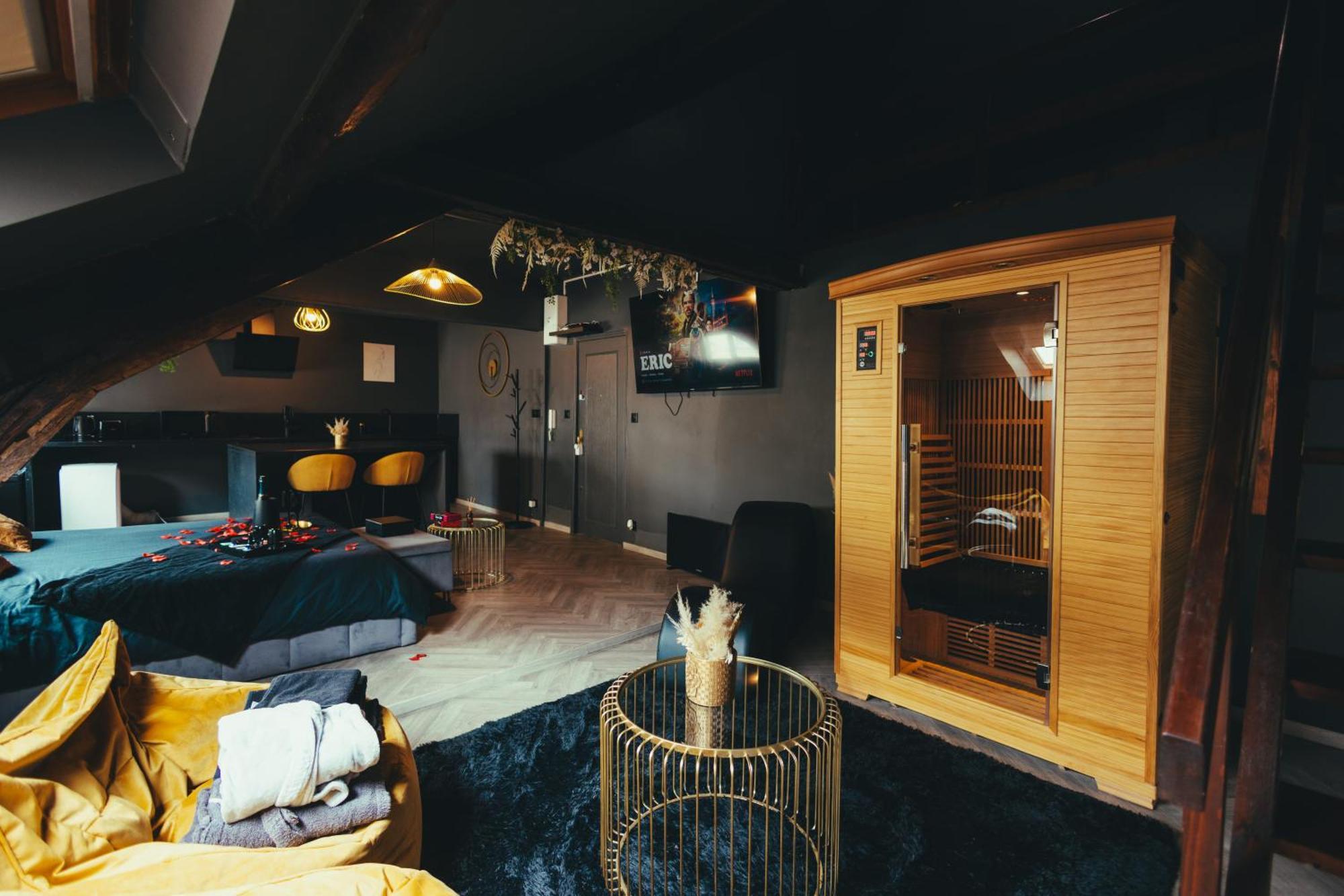 La Marble Room - Suite Balneo & Sauna Angers Extérieur photo
